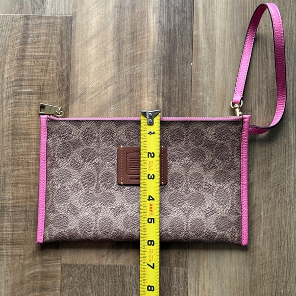 Coach Signature Canvas Wristlet Pouch Brown & Pink Leather Trim - Picture 10 of 10